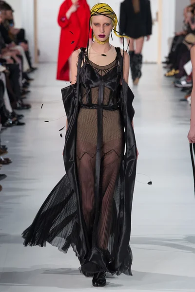 Look 5